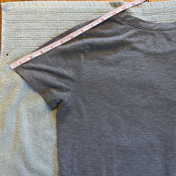 Graphic tee shirt, funny, cute, or sarcastic haha - medium - Picture 11 of 11